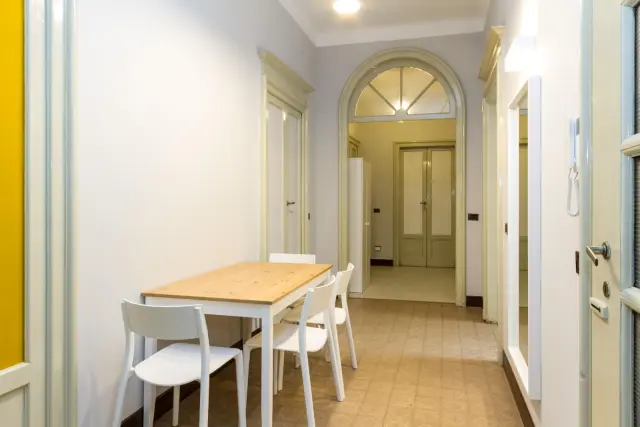 Appartamento Viale Regina Giovanna 38 4