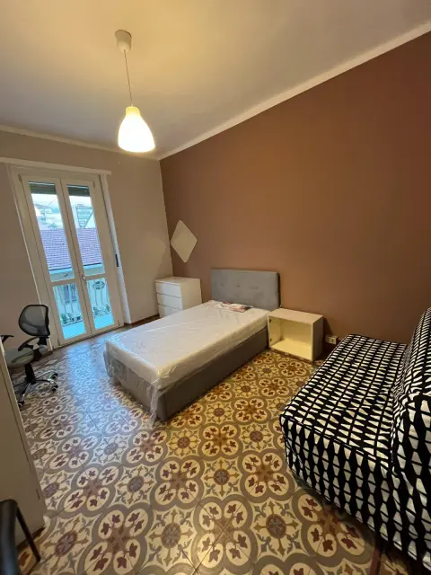 apartment near Via Carlo Capelli 4