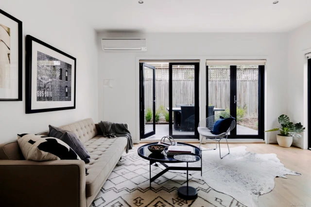 2/60 Rathmines Street, Fairfield 1