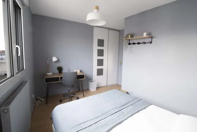 Quiet and warm room 3