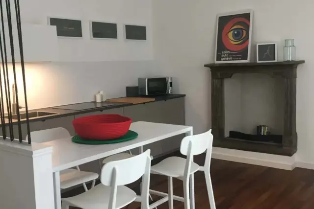 Apartment in Via Fausto Baragiola 4