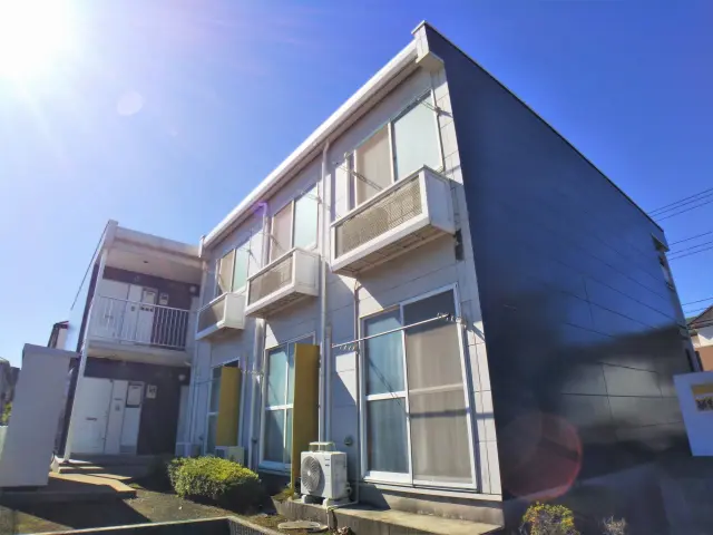 レオパレスエミネンス M - Shiroi student accommodation