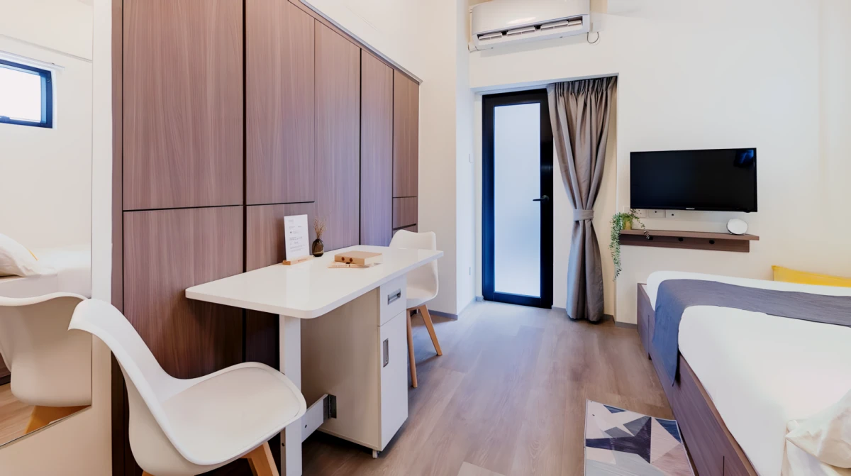 DASH LIVING ON DUNDAS 0