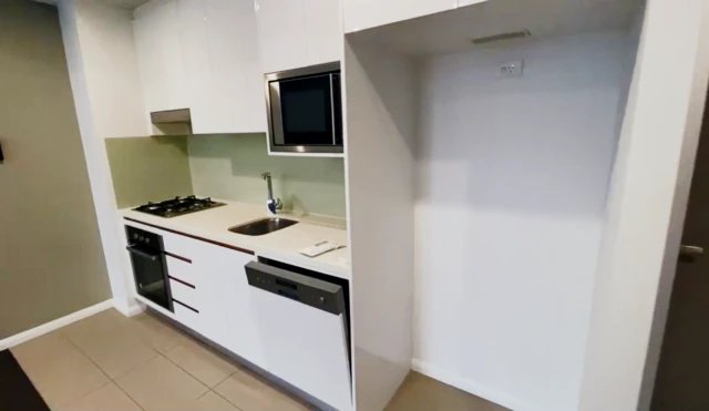 14 Defries Ave 2