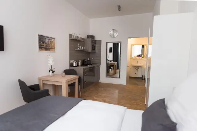 Modern studio located directly at Rosenthaler Platz in Berlin Mitte 3