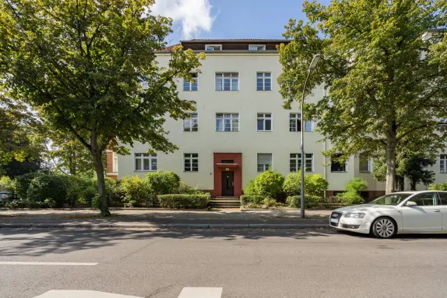 Cunostrasse 70DE-01-030H 1