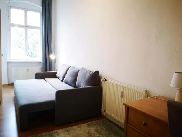 Krossener Str. 22, 10245 Berlin, Germany 2