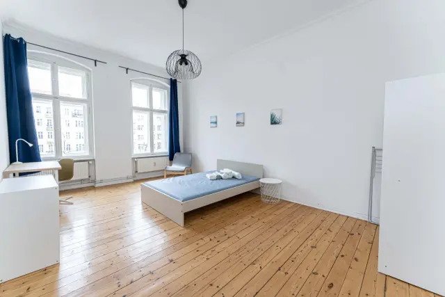Wisbyer Str. 71-  VH 2. OG links (Pyur) 2