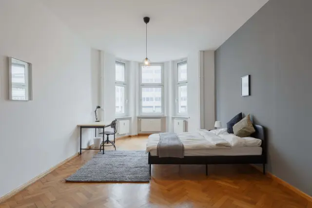 Mullerstrasse 6DE-01-047H 1