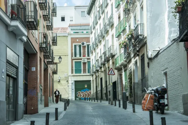 studio in Huertas   Cortes (Centro) 1