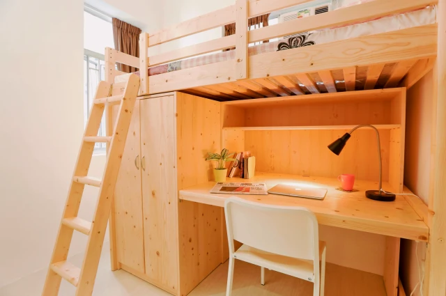 228 Des Voeux Road West 4