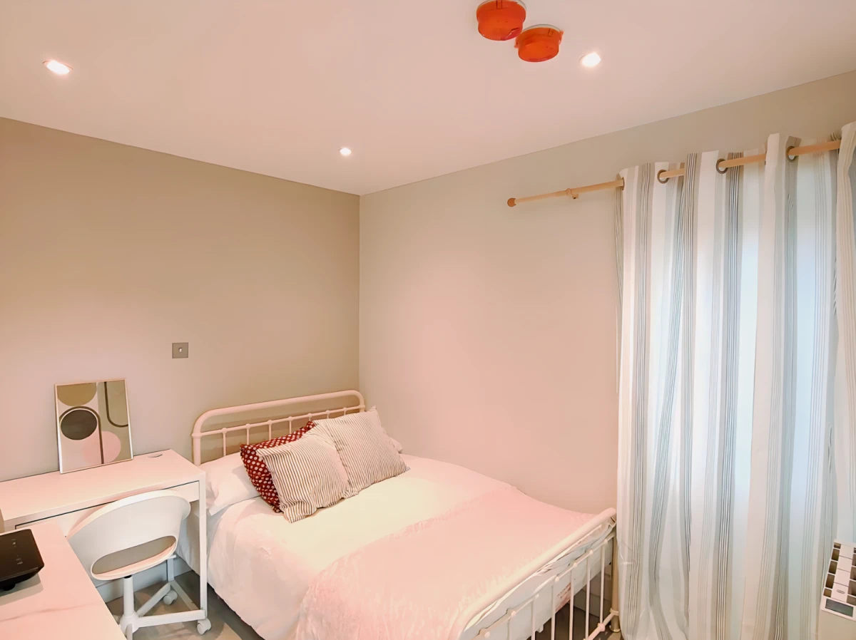 UM-YOLIVING Queen Mary 2 - London student accommodation