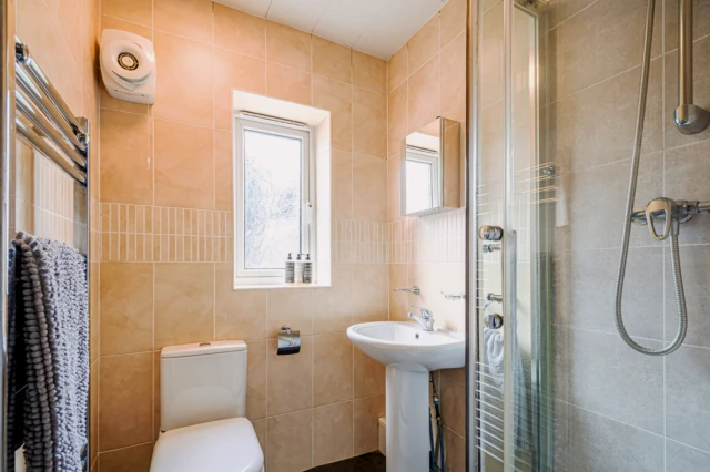 2 Stanmore Crescent - Leeds student accommodation - 8 Beds 2 Baths