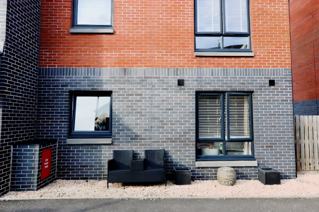 Lapwing Road, PA4 8FY 1