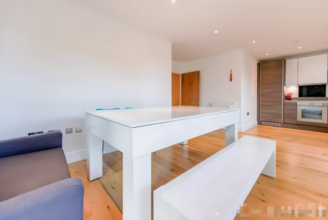 Harbourside Court, Gullivers Walk SE8 4