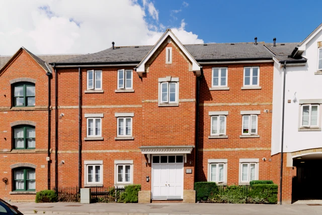 HL-St Thomas Mews