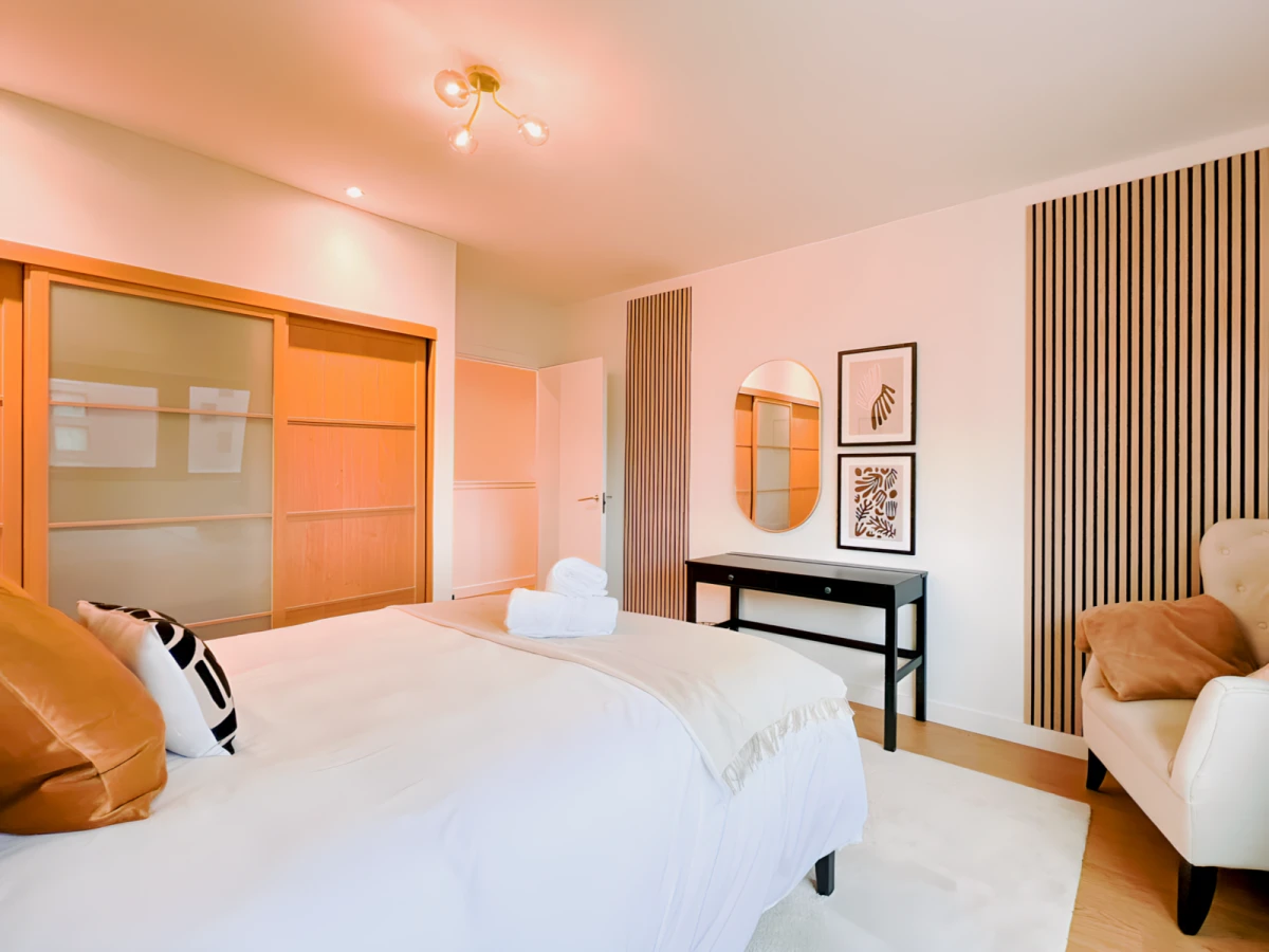 Lovely 2 Bedroom Duplex Apartment with Hydro Views - グラスゴーの学生向け宿泊施設