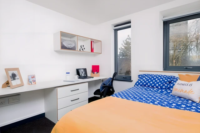 residence in Hammersmith 2