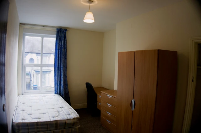 Alexandra Road, HU5 2NS 2