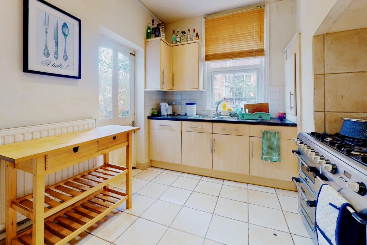 Room 3, 18 Fosse Road South , LE3 0QD 0