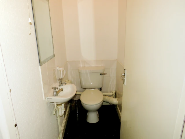 Paget Street, LE11 5DS 3