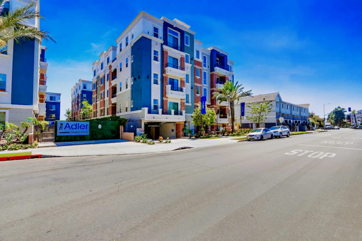 The Adler Apartments 0