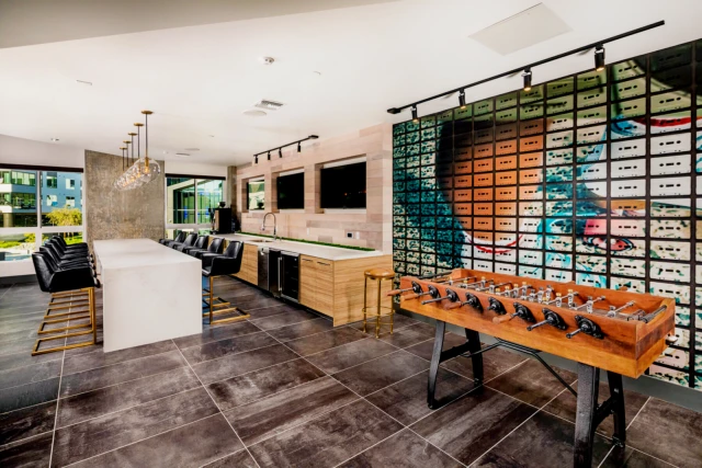 The Rise Hollywood 4