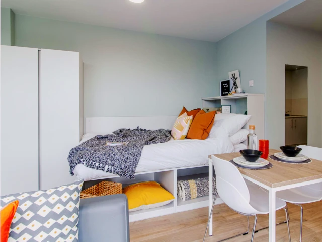 uhomes.com | Student Accommodation, Housing, Flats, Apartments for Rent