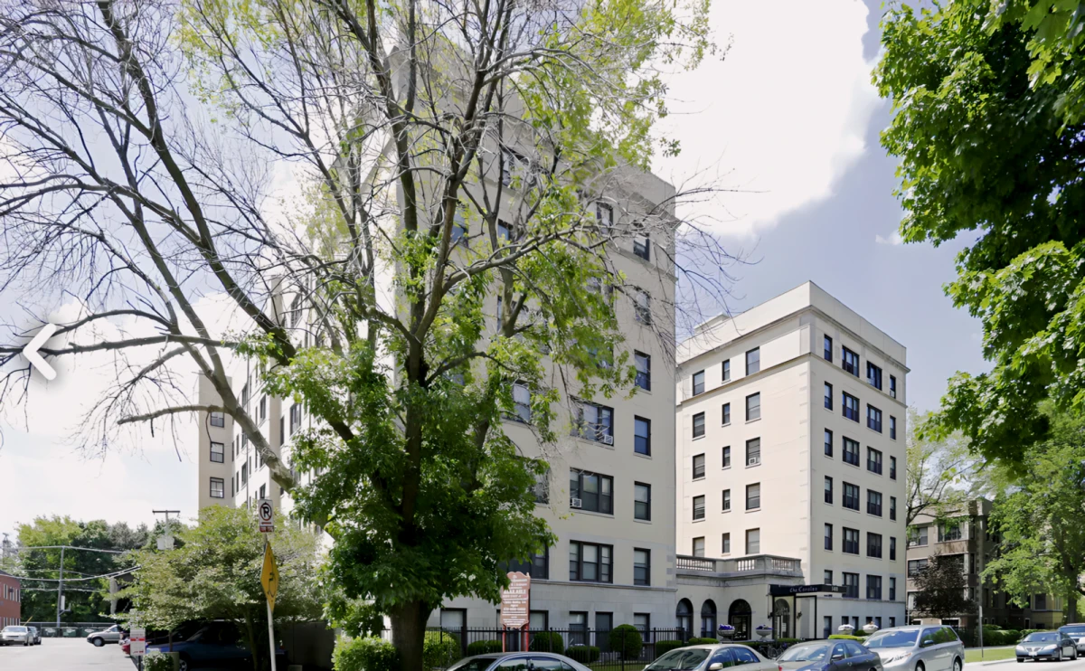 The Carolan Apartments - Chicago student accommodation