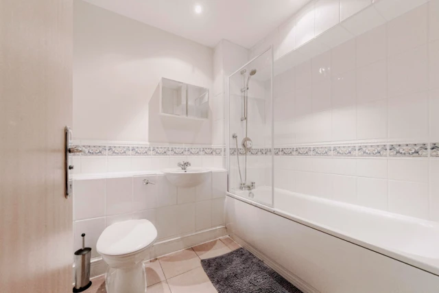 apartment near Hartfield Crescent 4