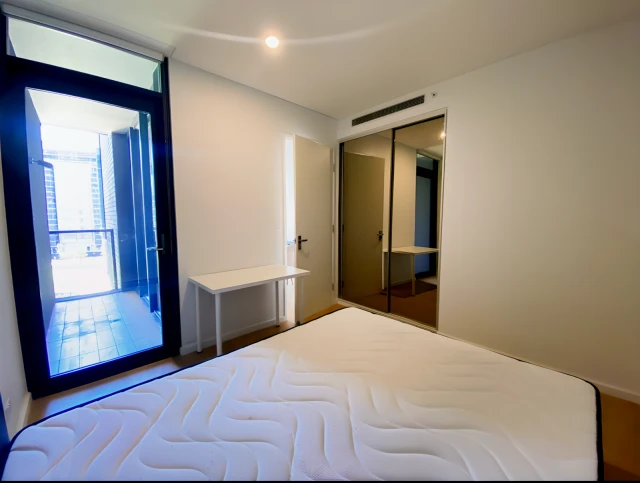 406/6 Paul Street 2