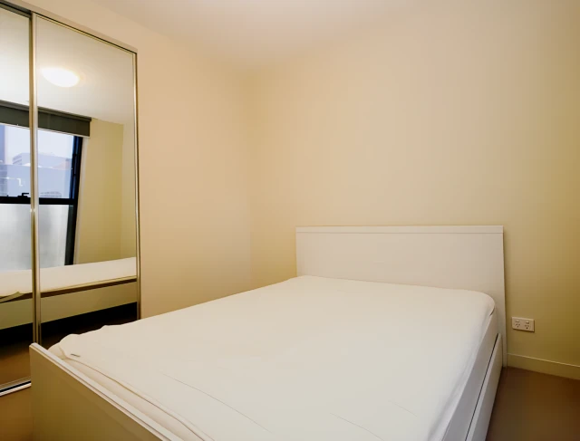 1205/568 Collins Street - Melbourne student accommodation - 2 Bedroom
