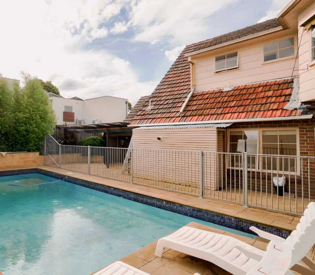 30 Tracey Street,  Doncaster East 2