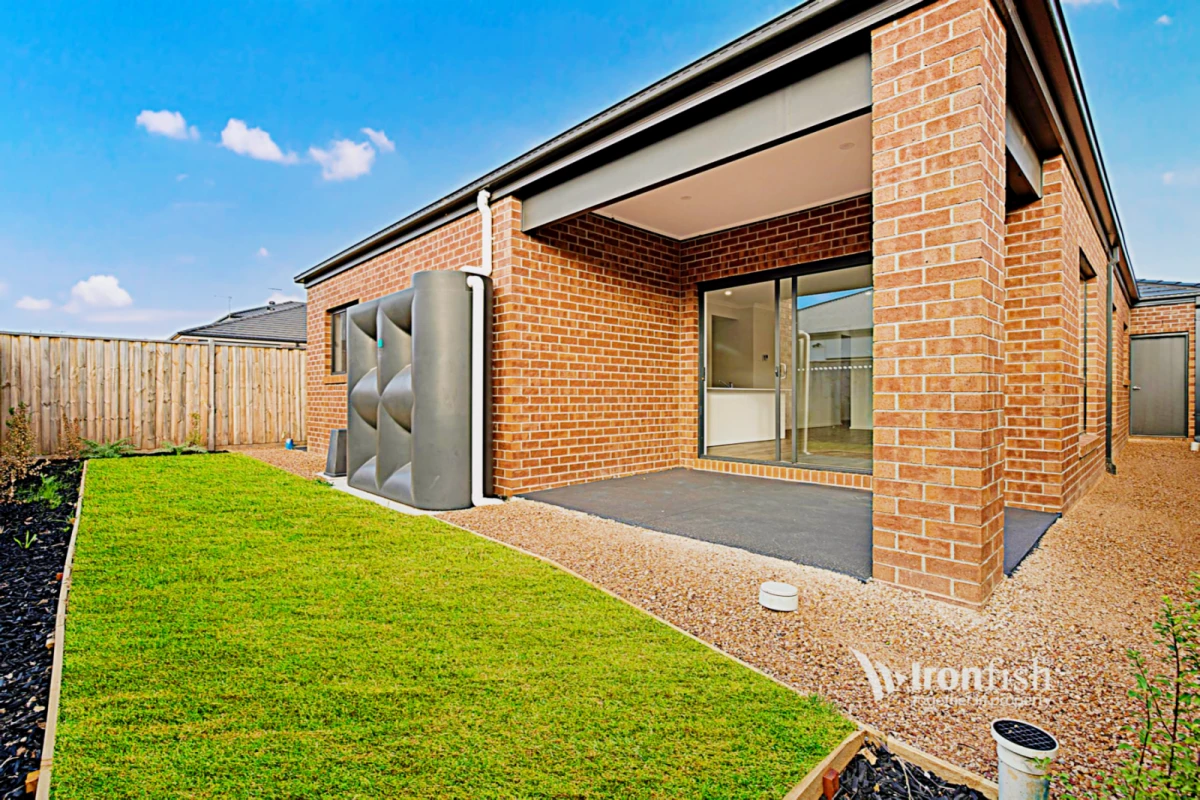 10 Lilypad Way, Rockbank 0