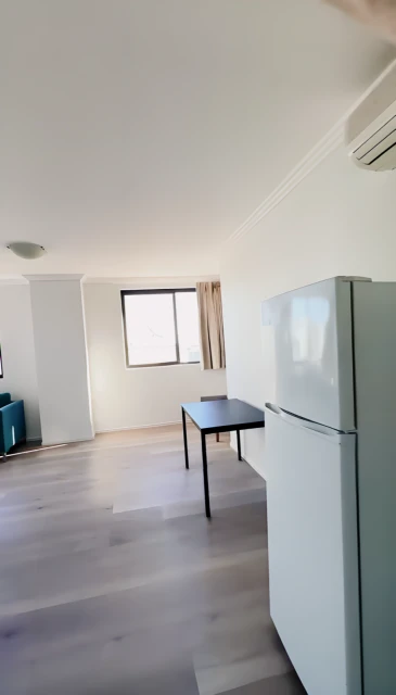 2-8 Dixon Street 2