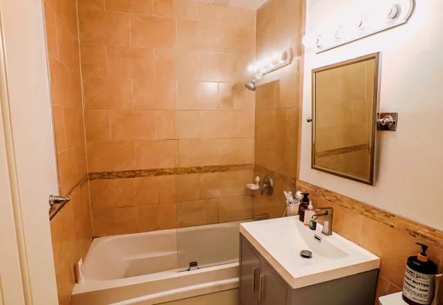 105 - 710 Spadina Road 4