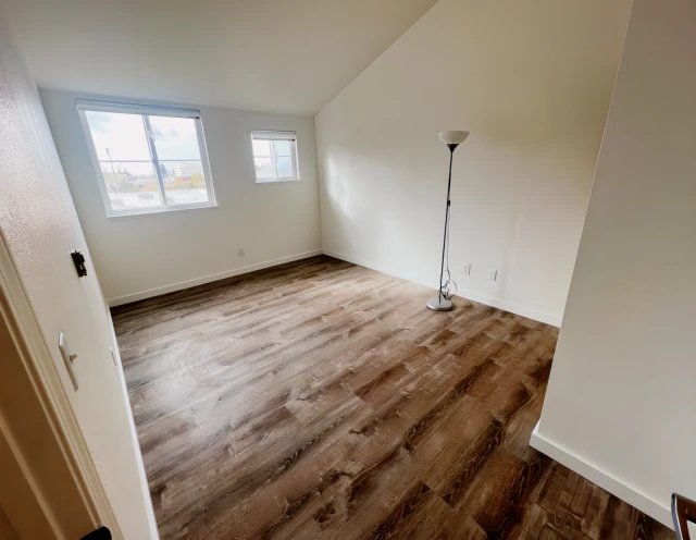 2615 Telegraph Ave 2