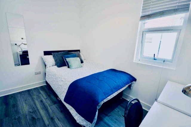 34 Granville Road, L15 3