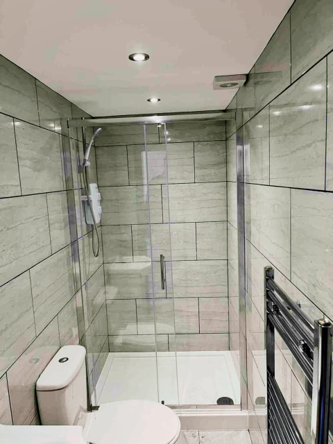 70 Thornycroft, L15 4