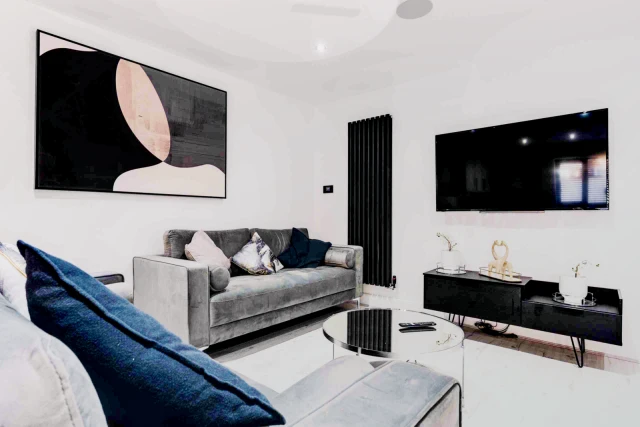 70 Blantyre Road, L15 3