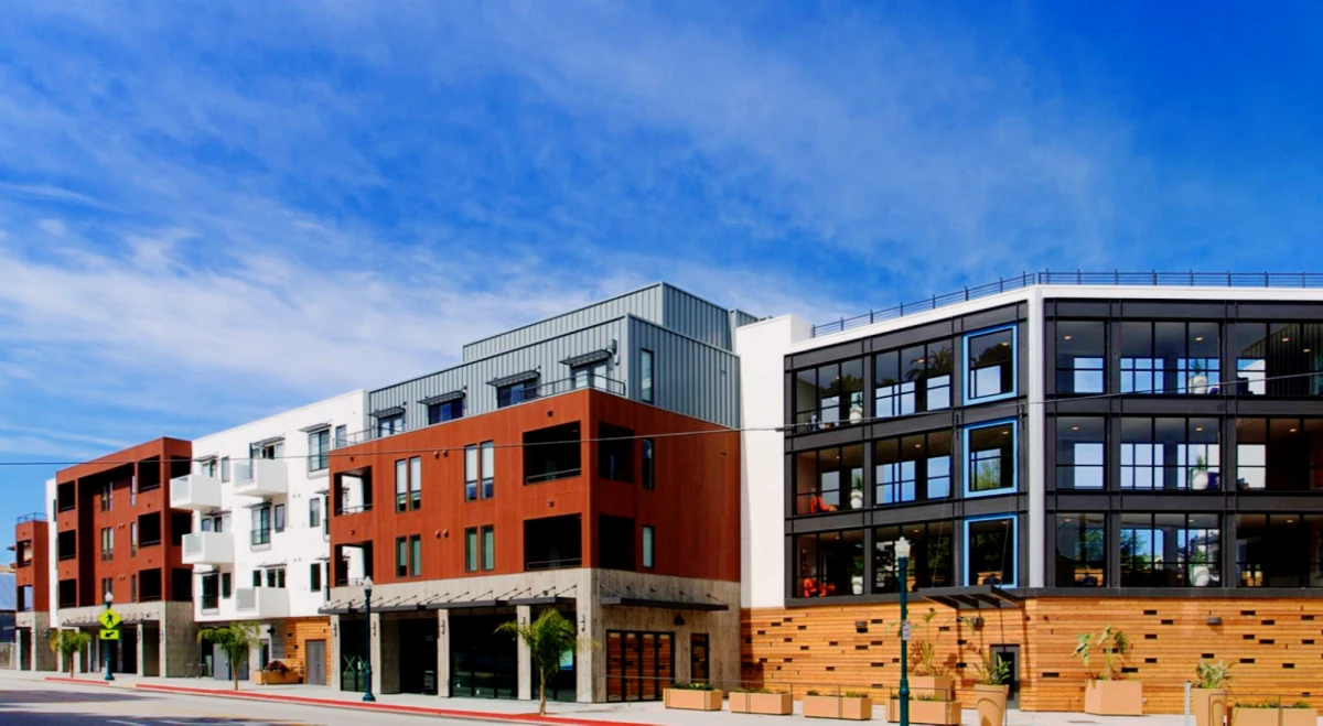 Five55 - Santa Cruz student accommodation