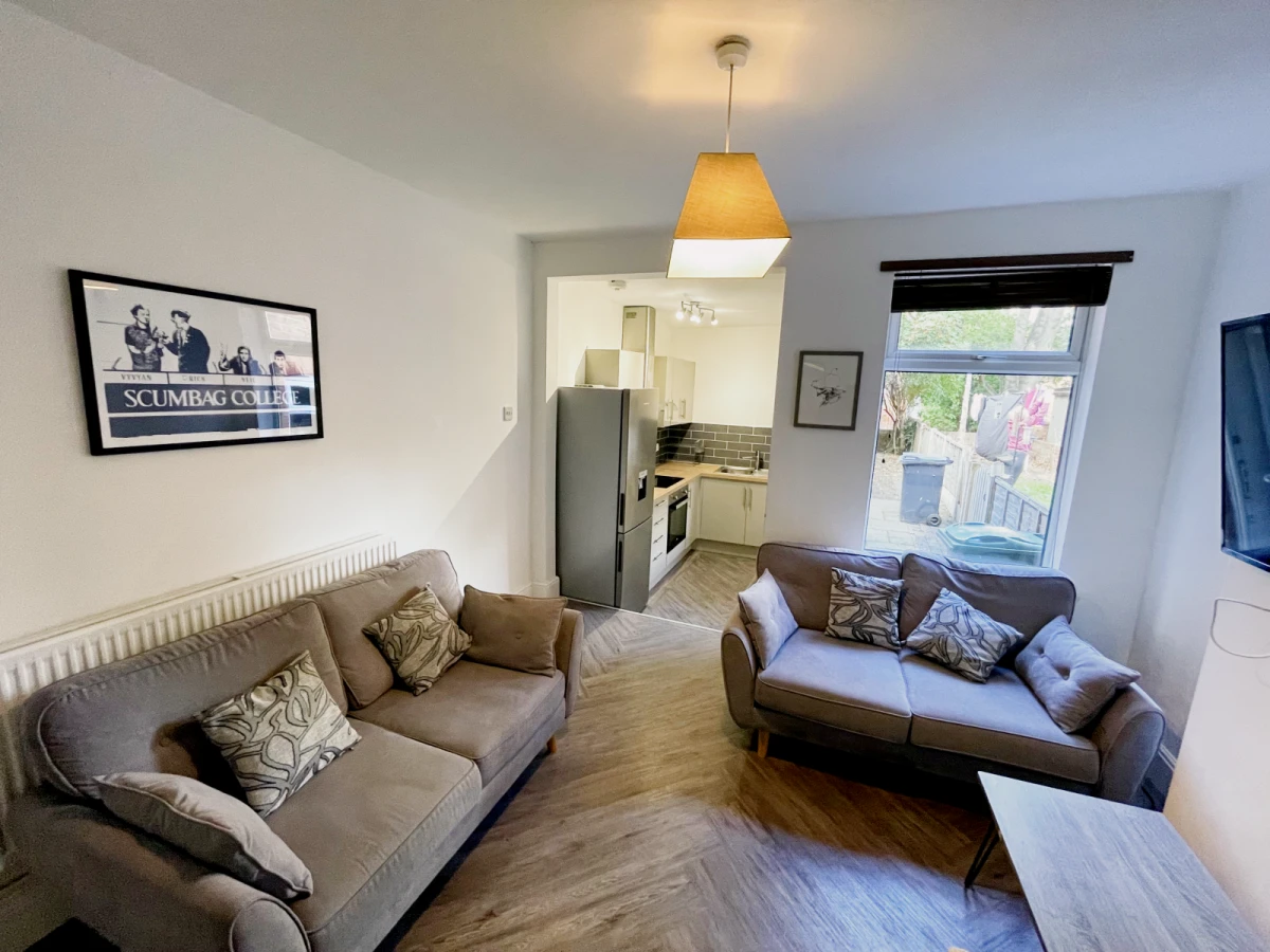 Paget Street, LE11 5DU 0