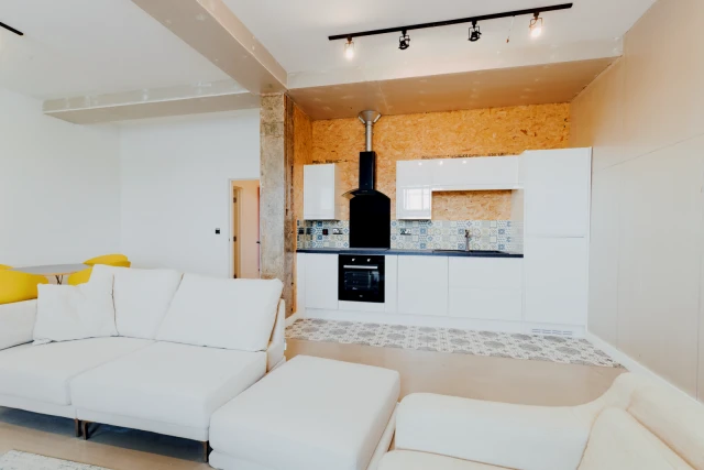 Flat 1 , Canal House , LE11 1AW 2