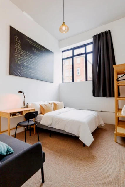 flat b, 708 High Road, London N12 9QL, UK, N12 9QL 4