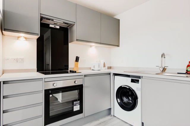 805, 7 Bevington Bush, Liverpool, UK, L3 6DP 1