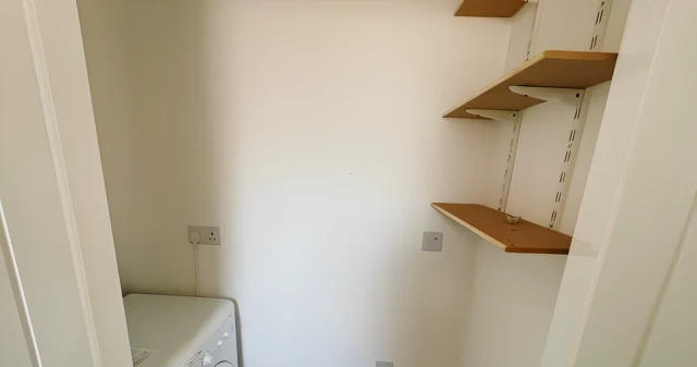 HL- Clover Way - Bristol student accommodation - Room4