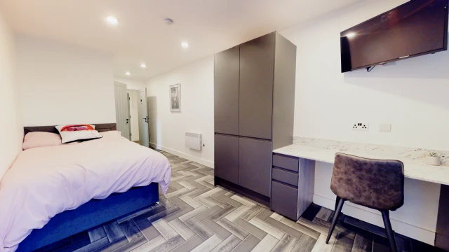 Flat 5, Graduation House, NG9 4HL 4