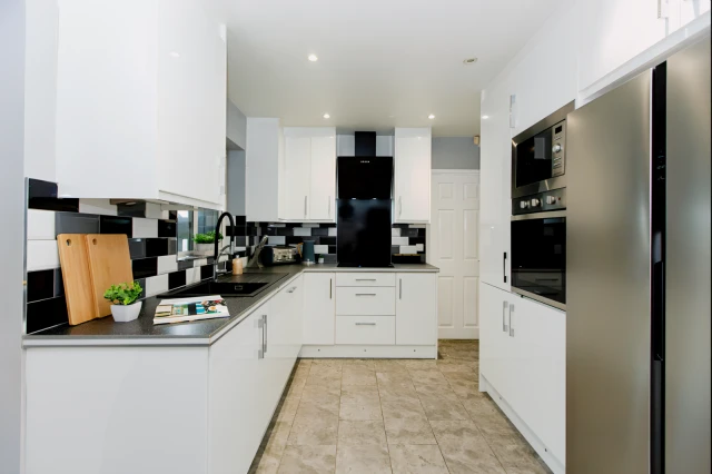 The Frinton House 4