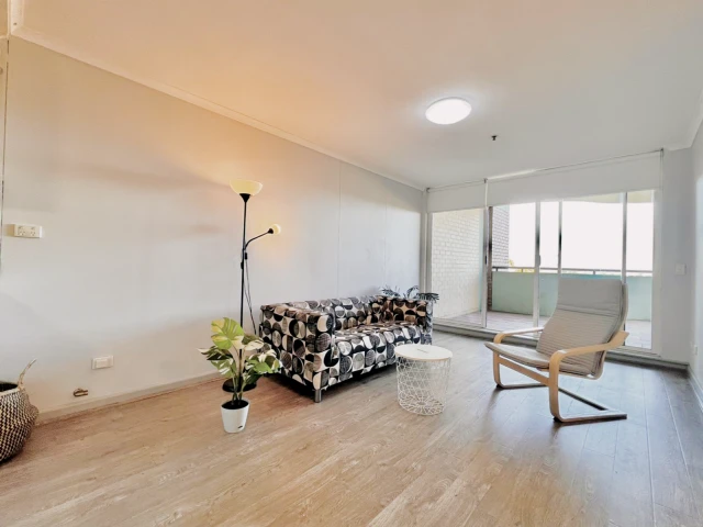 44-50 Gardeners Rd 3