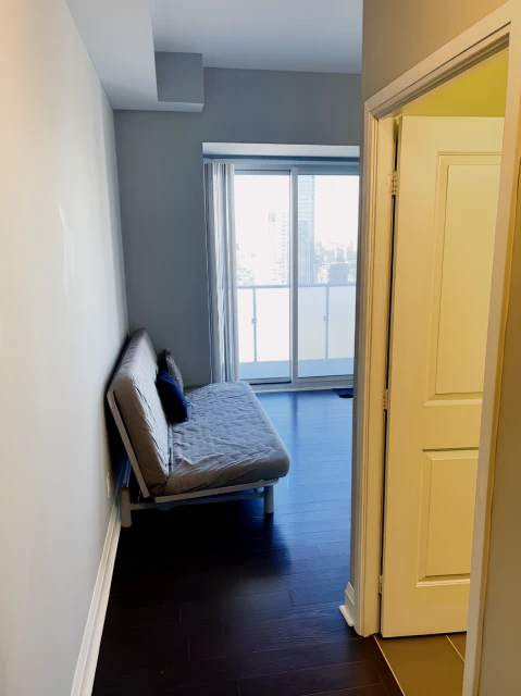4007 - 65 St Mary St 3